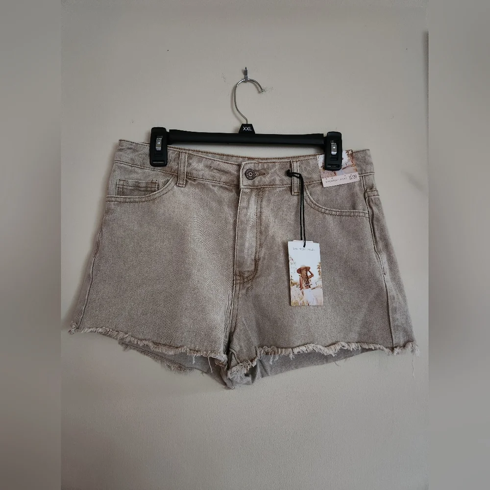 Sincerely Jules Distressed Jean Shorts Tannish Brown 11/29 NWT